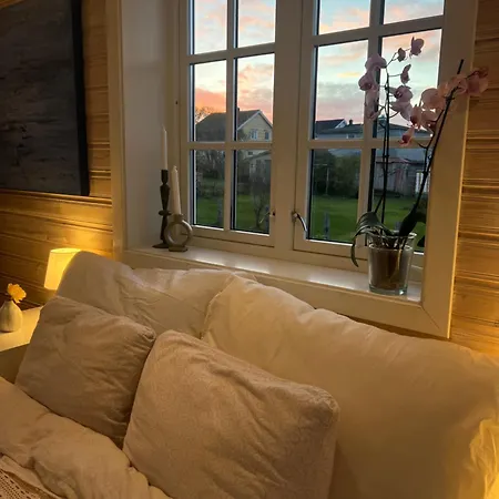 Semesterbostad Lovely Little Northern House Andenes