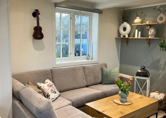 Lovely Little Northern House *