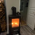 Lovely Little Northern House 펜션 안데네스